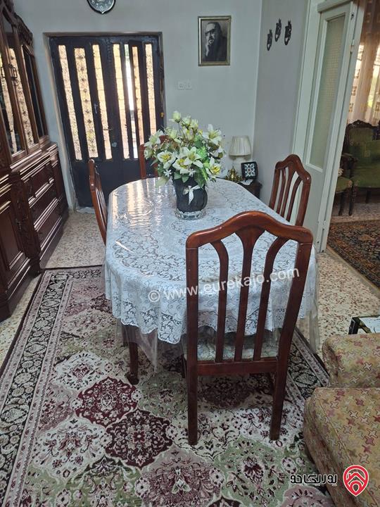 شقة ارضية مساحة 122م للبيع في عمان - جبل اللويبدة  