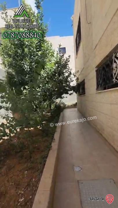 منزل مستقل مساحخة 345م على أرض 500م للبيع في عمان - الزهور 