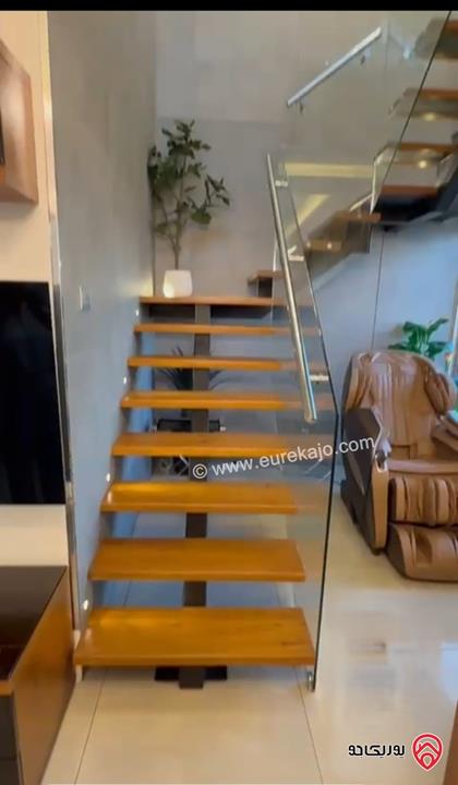 شقة طابق ثالث دوبلكس مساحة 230م للبيع مفروشة في عمان - دير غبار 