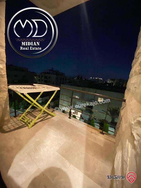 شقة مفروشة للايجار في عمان - ضاحية الامير راشد مساحة 200م طابق ثالث تشطيبات و ديكورات فاخرة اطلالة جميلة