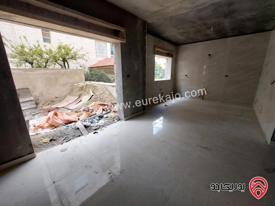 شقة أرضية قيد التشطيب مساحة 170م داخلي و 180م خارجي للبيع في عمان - تلاع العلي