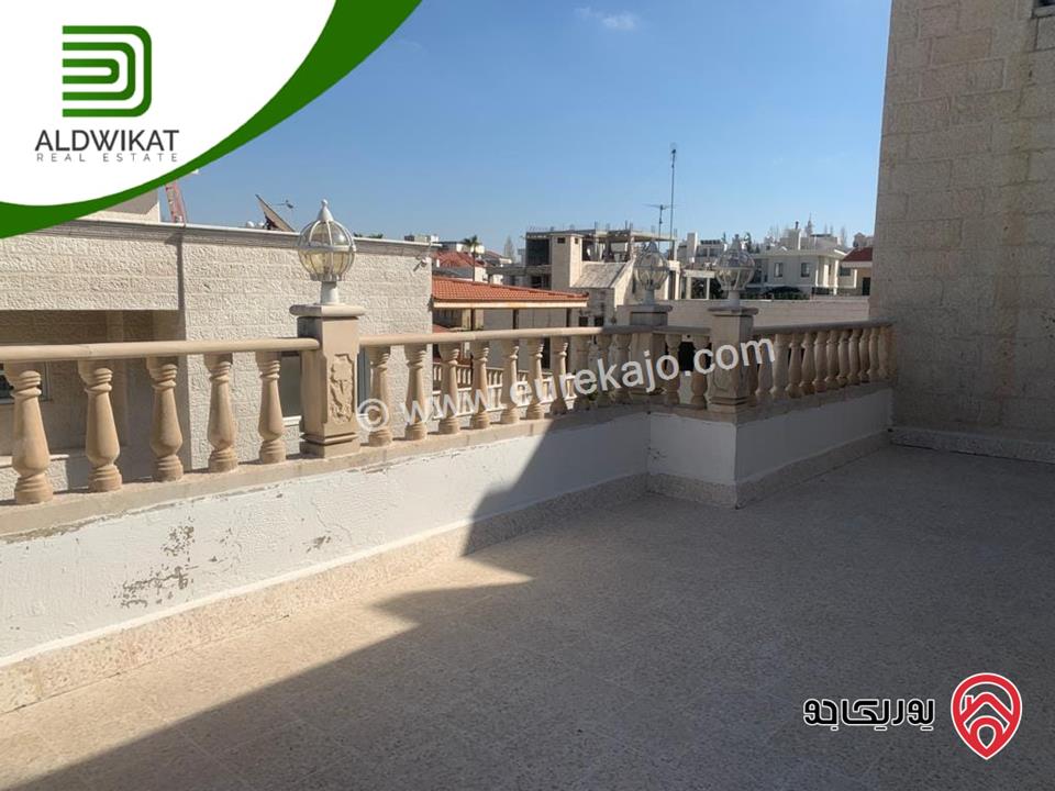 فيلا مستقلة للبيع في عمان - عبدون مساحة الارض 1000 م مساحة البناء 1050 م