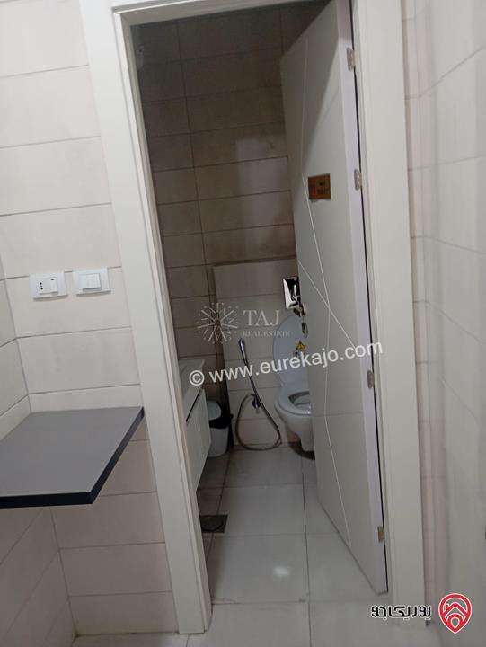 مكتب تجاري فاخر طابق أول مساحة 57م للإيجار في عمان - عبدون