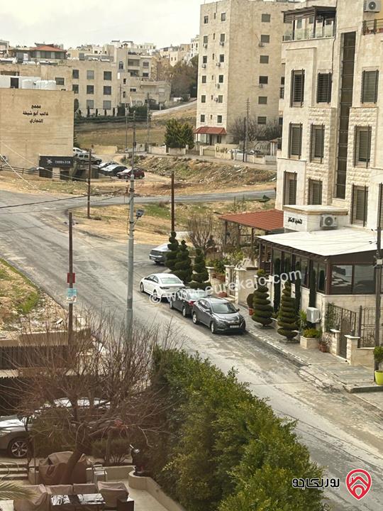 شقة طابق ثالث المساحة 184 م للبيع في عمان - خلدا