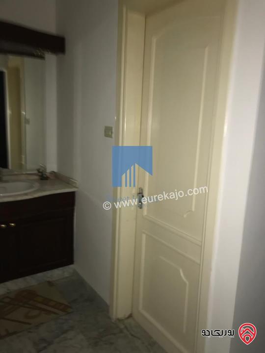 شقة مميزة للبيع في عمان - خلدا طابق ثالث 210م تشطيب سوبر ديلوكس
