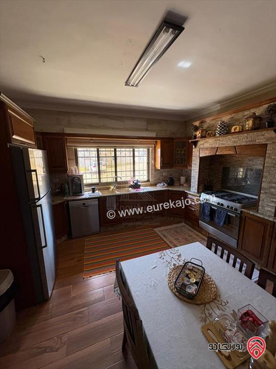 شقة مميزة شبه ارضية مساحة 197م داخلي و 150م خارجي للبيع في عمان - مرج الحمام / الطبقة