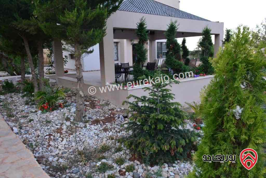 مزرعة جميلة مميزة مساحة 3 دونم و 549م مع بيت طابقين 200م للبيع في أراضي جرش - دبين 