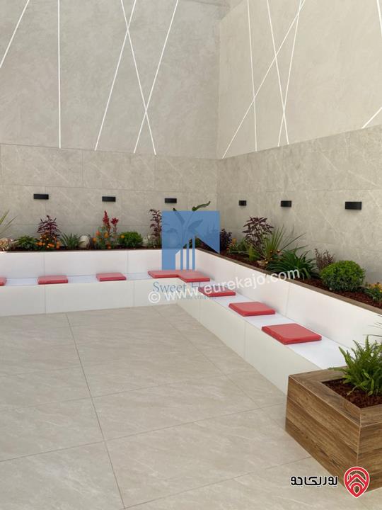 شقة فاخرة للبيع في عمان - أم أذينة قرب أبراج السادس 200م مع حديقة وترسات 250م لم تسكن