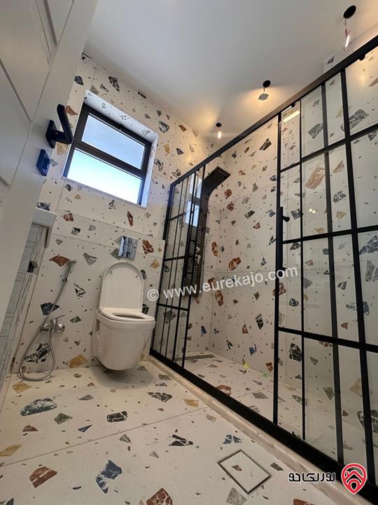 شقة طابق ثاني مساحة 240م للايجار في عمان - الجبيهة 