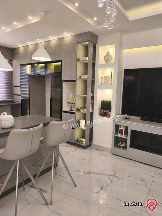 شقة طابق ثاني مساحة 150م للبيع مفروشة في عمان - الظهير