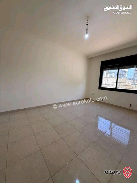 شقة فارغة أرضية مساحة 195م داخلي و 175م خارجي للايجار في عمان - البنيات 