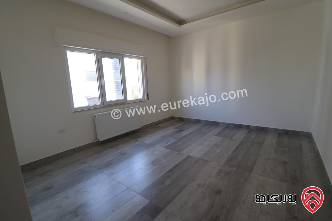 شقة جديدة 183م طابق ثالث للبيع في عمان - خلدا بإطلالة رائعة وموقع هادئ