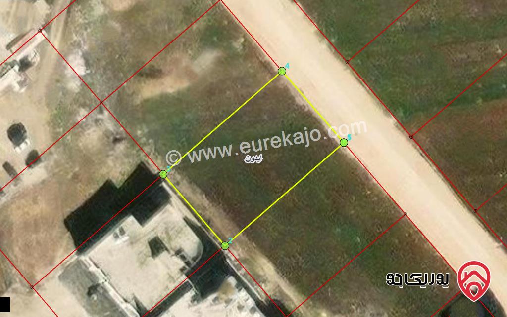 قطعة ارض مساحة 960م للبيع في اربد - خلف اسواق الثقافة وشرق شارع البتراء 