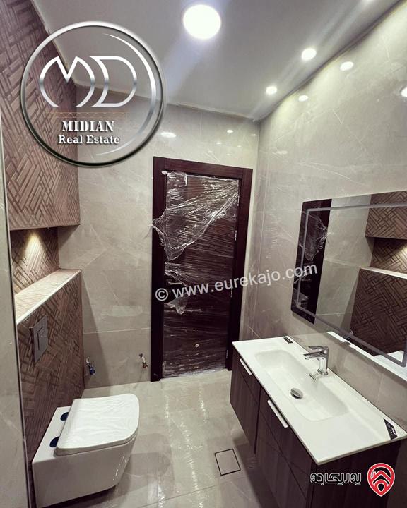 شقق ارضي و شبه ارضي جديدة للبيع في عمان - ضاحية الرشيد مساحة 165م مع تراسات تشطيبات سوبر ديلوكس بسعر مميز