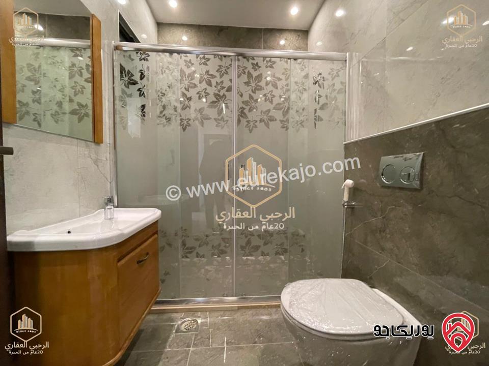 شقة سوبرديلوكس جديد لم يسكن طابق ثالث مع رووف مساحة 280م للايجار في عمان - الشميساني