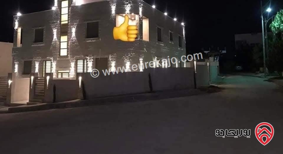 متبقي فيلا واحدة فقط ڤلل مودرن متلاصقة فاخرة مساحة 250م للبيع في الزرقاء الجديدة - جبل المغير 