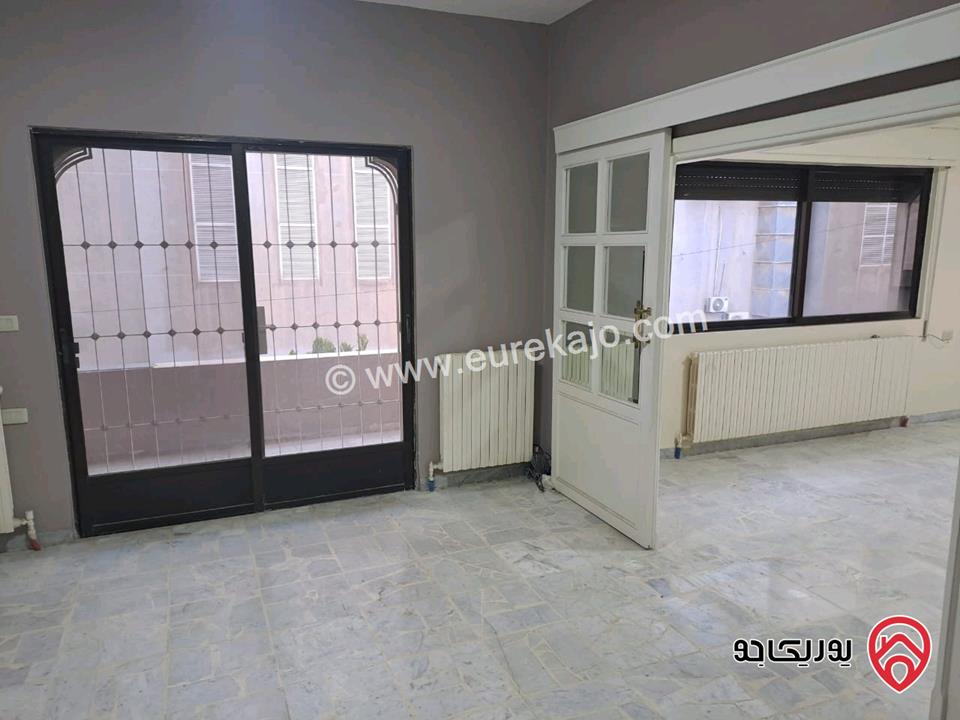 شقة طابق اول مساحة 200م للايجار في عمان - الصويفية