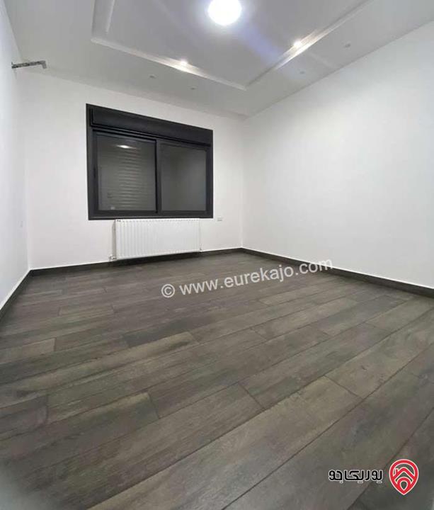 شقة فارغة لم تسكن مساحة 180م داخلي و 100م داخلي للايجار في عمان - طريق المطار