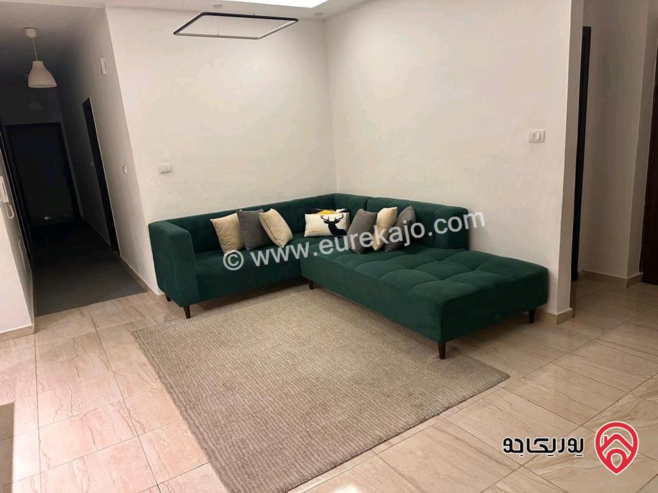 شقة طابق ثالث مساحة 150م للبيع في عمان من المالك مباشرة - للتكرم بعدم تدخل الوسطاء- منطقة الجبيهة خلف ابو سويلم لمواد البناء