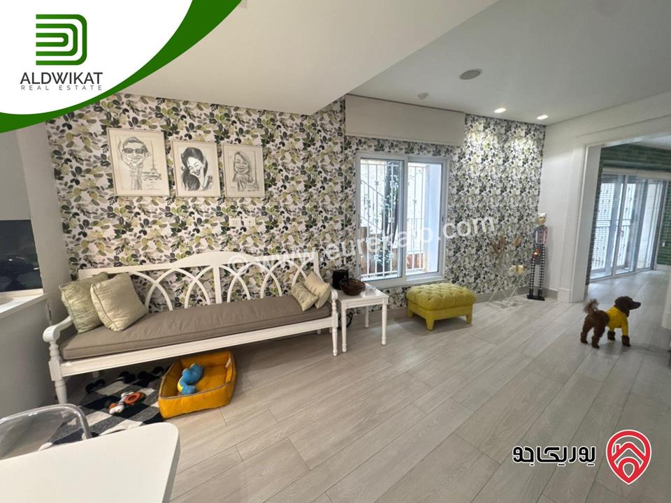 فيلا فاخره مفروشه مستقلة للبيع في عمان - دابوق مساحة البناء 800م ، الارض 770م ، الحديقة 200م والترس 200م