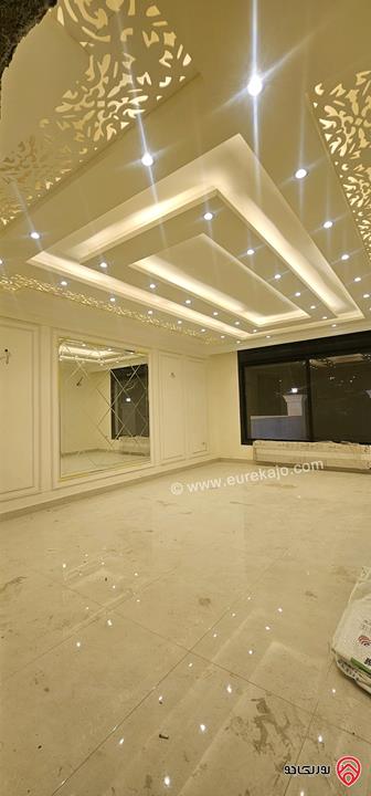 شقة مساحة 205م للبيع في عمان - الجبيهة شارع الاردن بجانب ديوان الصمادي 