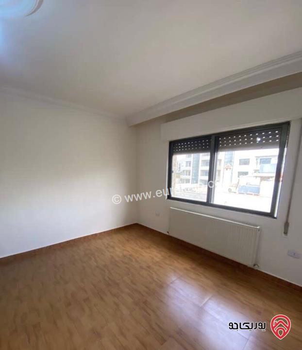 شقة فارغة طابق ثاني مع مصعد مساحة 170م للايجار في عمان - مرج الحمام 