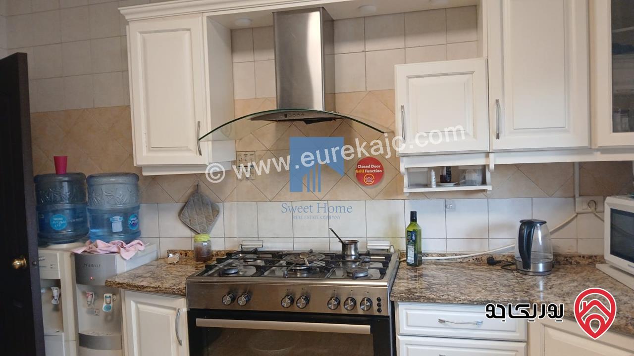 شقة طابقية طابق ثاني 170م تشطيب سوبر ديلوكس للبيع في عمان - الرابية