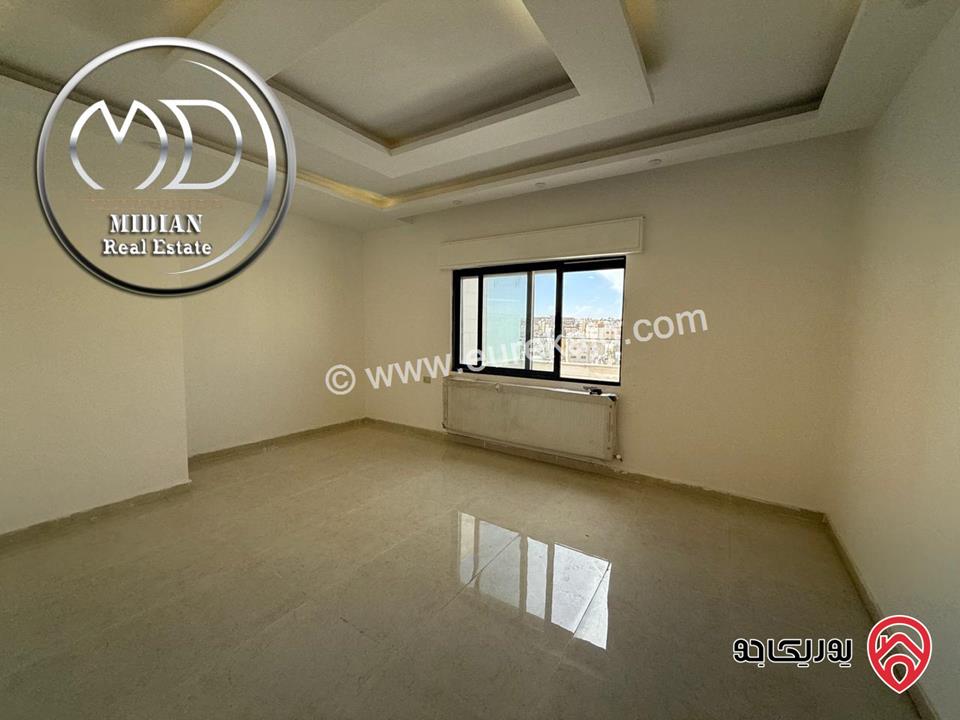 شقة دوبلكس جديدة للبيع طابق أخير مع رووف في عمان - ضاحية الرشيد مساحة 190م مع تراسات اطلالة جميلة بسعر مميز