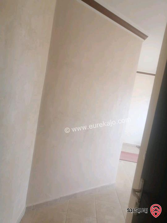 شقة مميزة طابق ثالث مساحة 92م للبيع في عمان - ابو نصير صحارى مول