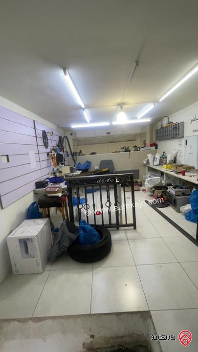 محل موبايلات مساحة 45م مجهز بالكامل للبيع بسعر مغري في عمان - الجبيهة