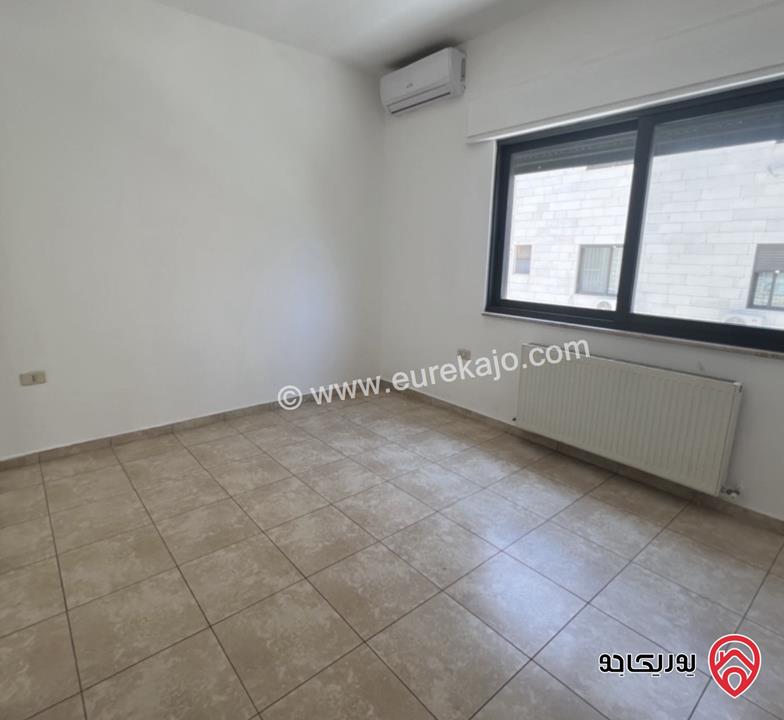 شقة فاخرة مساحة 190م طابق أول للبيع في عمان - ام السماق