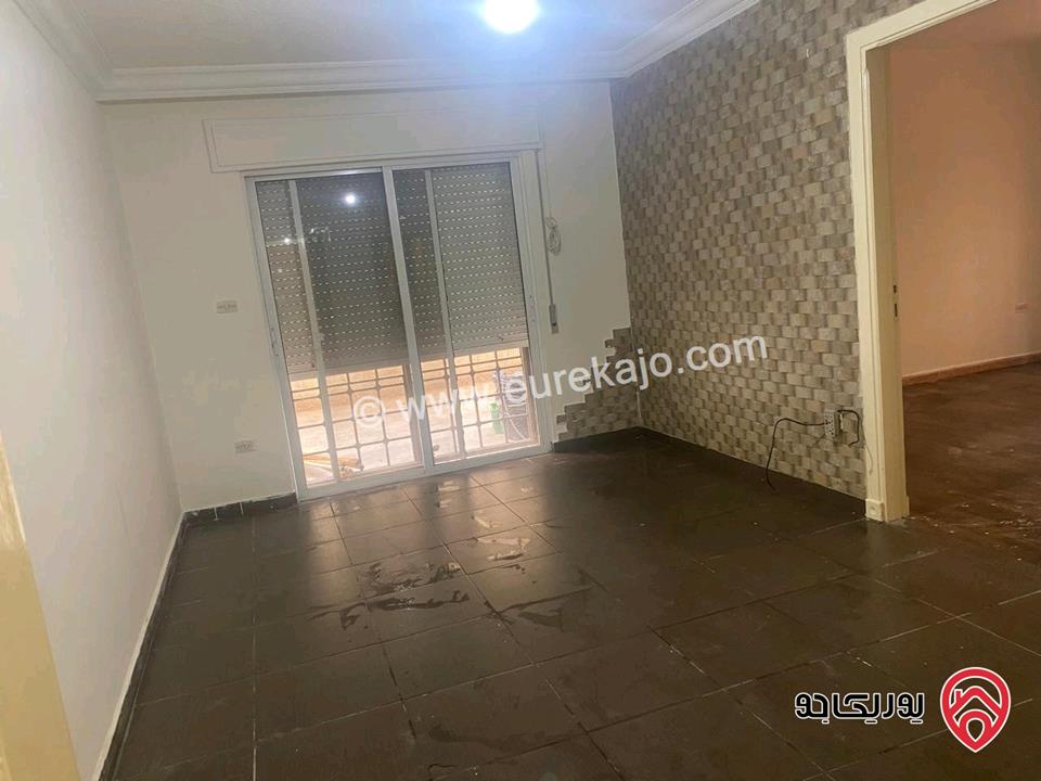 شقة طابق ارضي مساحة 121م داخلي و 80م خارجي للبيع في عمان - جبل الزهور