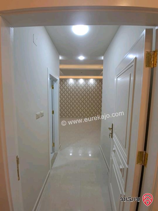 شقة مساحة 172م طابق ثاني للبيع في الزرقاء الجديدة - مشروع الحلبي 26 موقع مميز وهادئ جدا