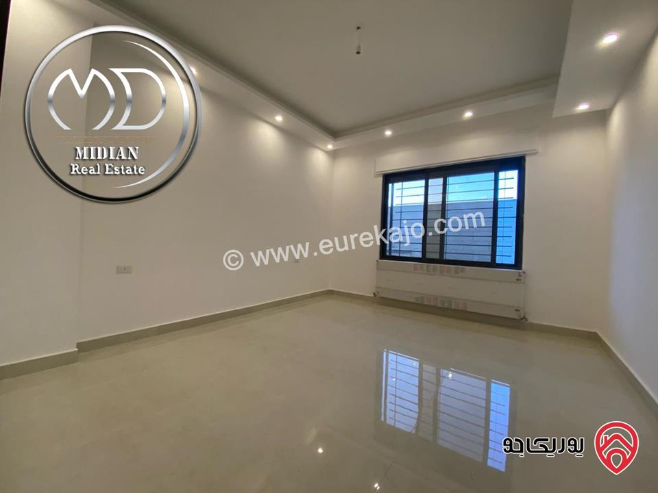 شقق للبيع في عمان - خلدا العوجانية مساحة 240م 4 نوم تشطيبات و ديكورات سوبر ديلوكس جديدة لم تسكن