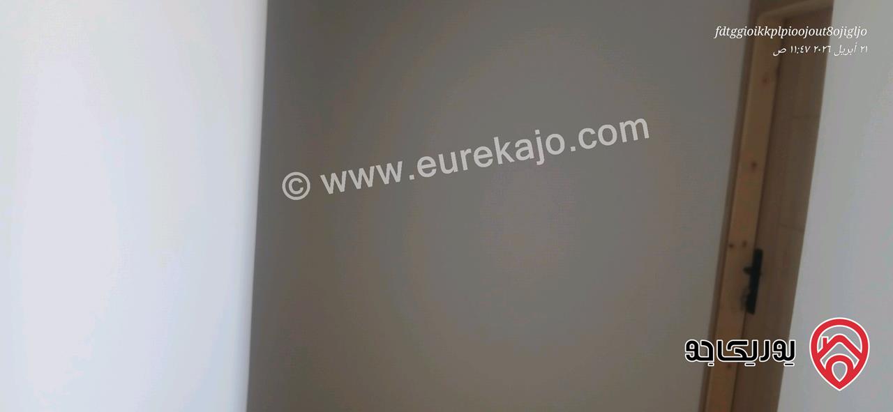 فيلا مستقلة مساحة 250م على أرض 500م للبيع في الزرقاء - بجانب جامعة الزرقاء الخاصة مقابل مدينة الشرق