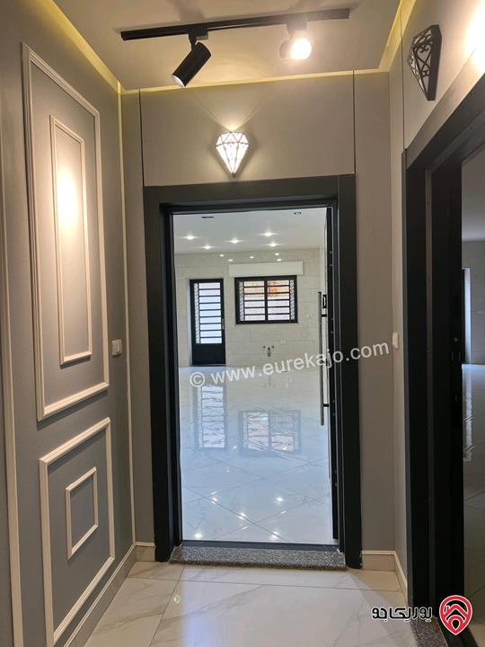 شقق مساحة 100م طوابق مختلفة للبيع في عمان - طبربور 