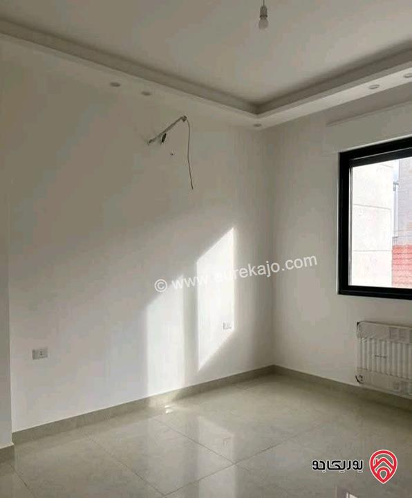 شقة فارغة أرضية مساحة 230م للايجار في عمان - ضاحية الأمير راشد 