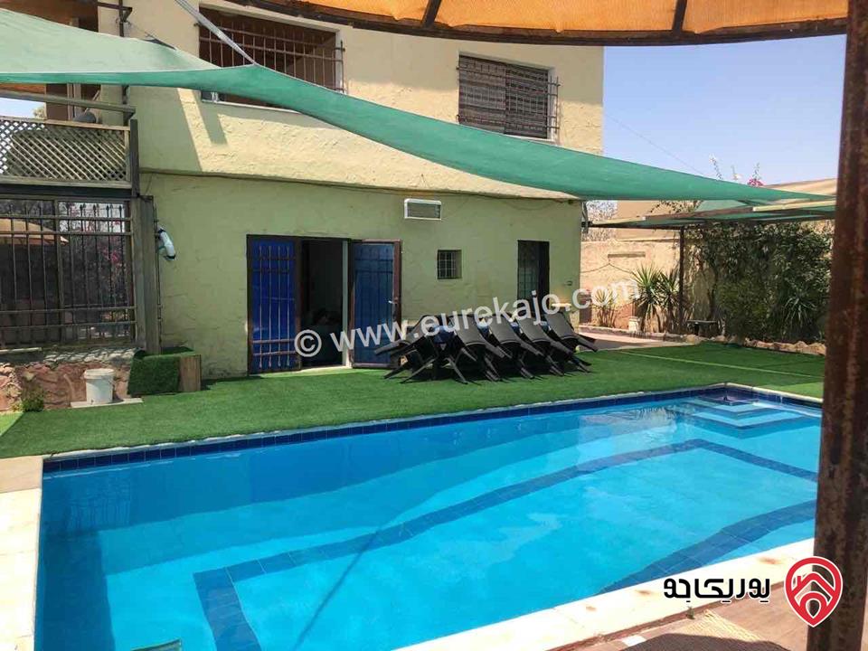 مزرعة مساحة البناء 200م على أرض 1 دونم و 400م للبيع في الغور منطقة الكفرين 