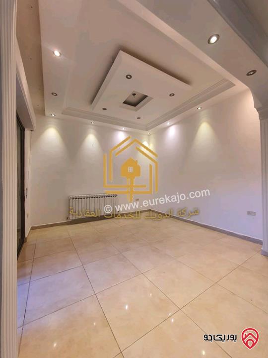 شقة فارغة طابق اول مساحة 260م للإيجار في عمان - السابع 