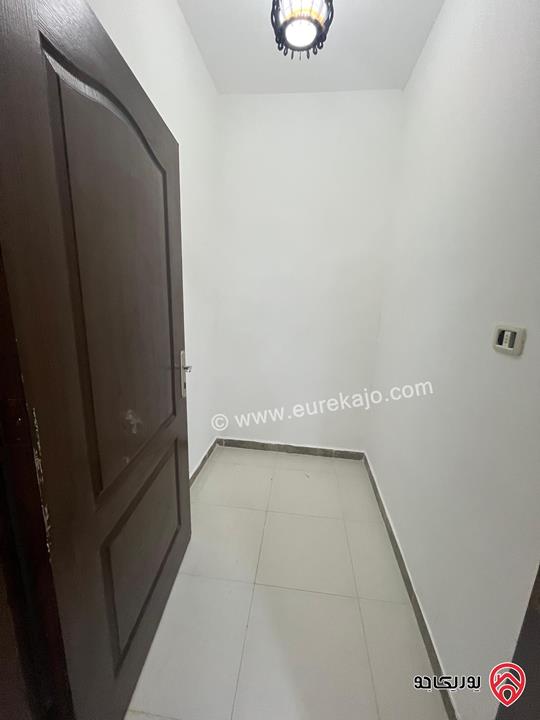 شقة فارغة شبه أرضي مساحة 175م داخلي و 100م خارجي للايجار في عمان - ضاحية الرشيد