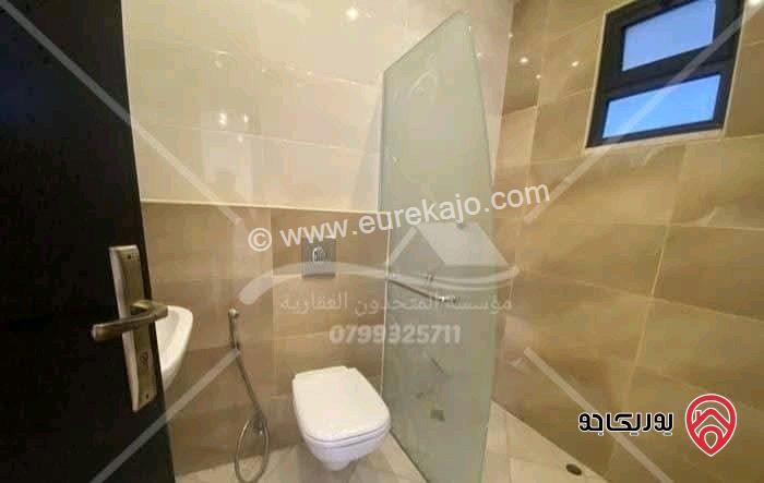 روف من فيلا مساحة 100م للإيجار فارغ في عمان - دابوق