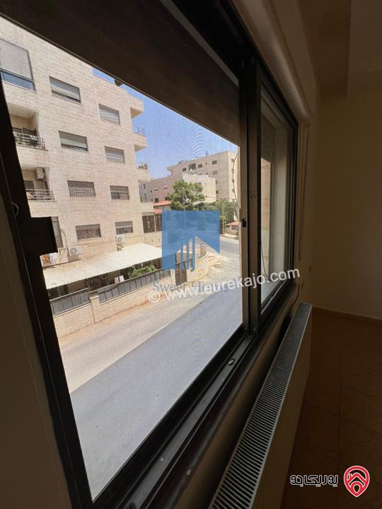 شقة طابق ثاني 165م تشطيب سوبر ديلوكس للبيع في عمان - أم السماق