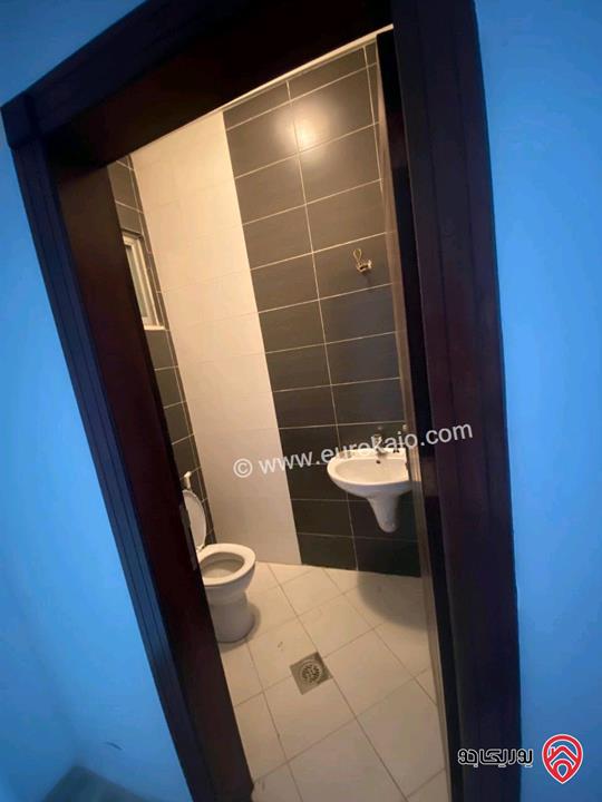 شقة أرضية مساحة 207م للبيع في عمان - حي الصحابة