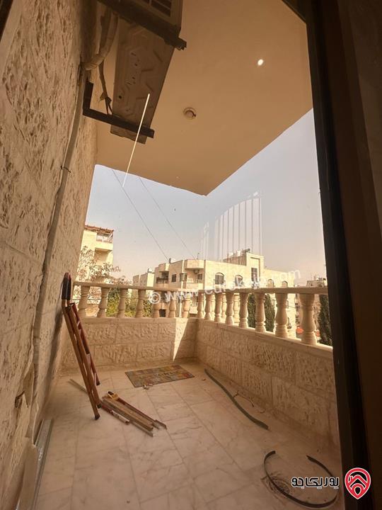 شقة طابق ثاني مساحة 200م للايجار في عمان - خلدا 