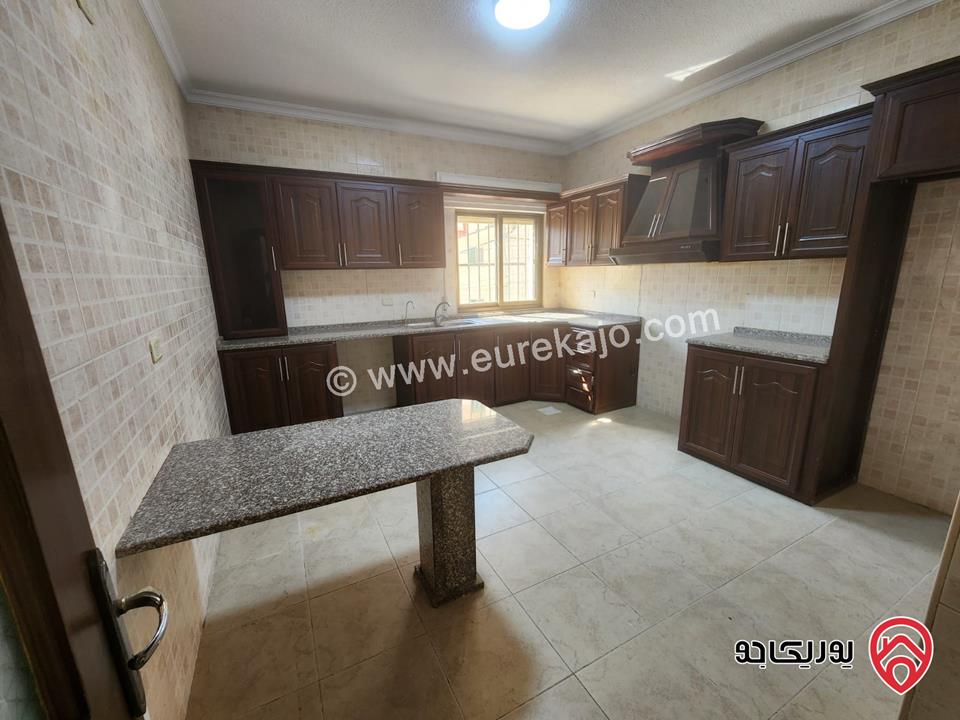 شقة مساحة 135م طابق أول للايجار في عمان - الجبيهة