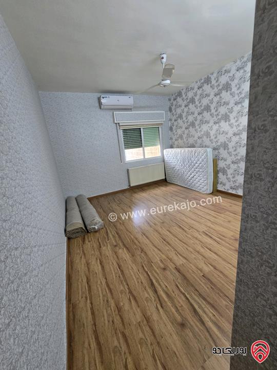 شقة فارغة طابق ثاني مساحة 170م للبيع او للايجار في عمان - تلاع العلي 