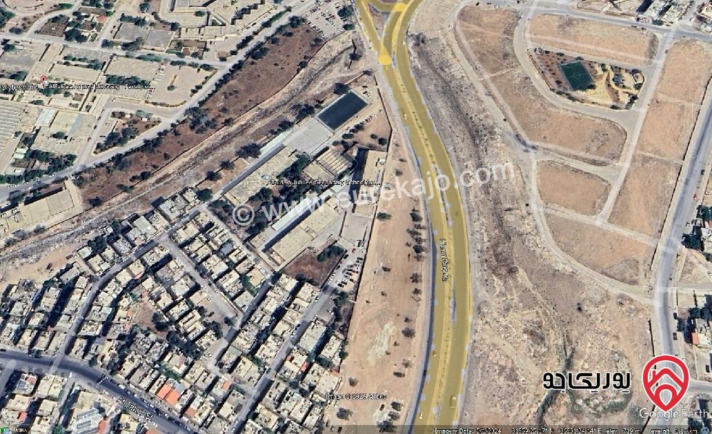 أرض تجاري مساحة 1500م للبيع في عمان - ماركا شارع الحزام