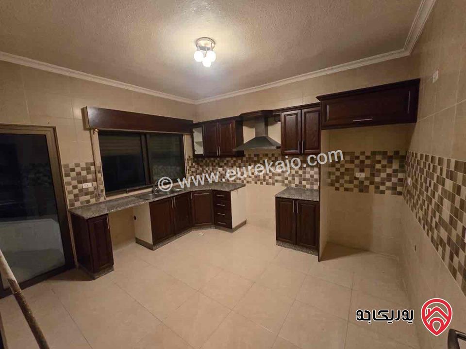 شقة فارغة طابق ثاني مساحة 160م للايجار في عمان - ضاحية الرشيد