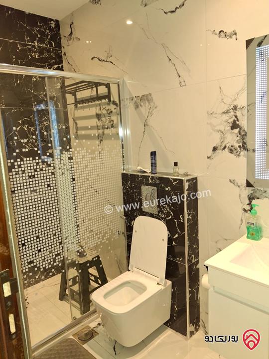 شقة مفروشة طابق ثاني مساحة 60م للبيع في عمان - ام السماق الجنوبي