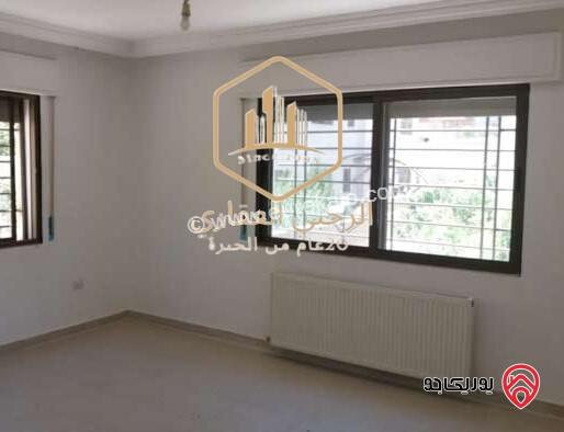 شقة شبه ارضية مساحة 180م داخلي و 40م ترس ومدخل مستقل للايجار في عمان - خلدا 